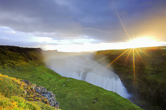 A Gullfoss Golden Moment