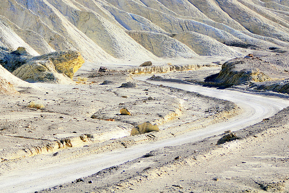 20-Mule Team Canyon Road