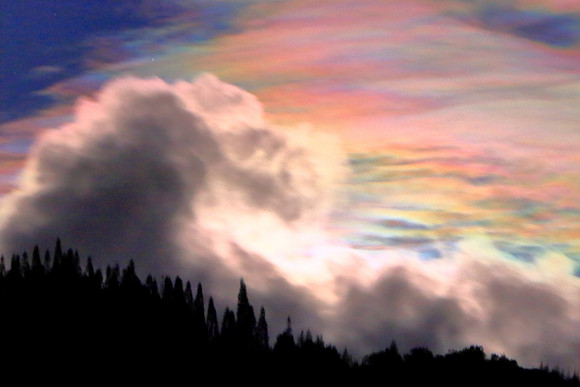 Iridescent Moon Wave